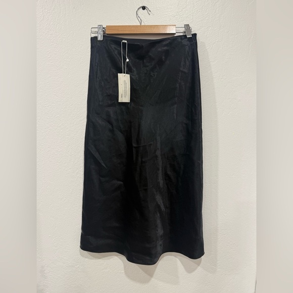NWT Vince Satin Slip Skirt Black size Small - Picture 8 of 8